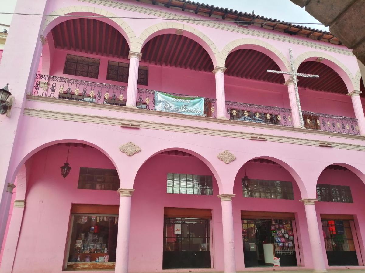 Hotel Jardín Mineral de Angangueo Buitenkant foto