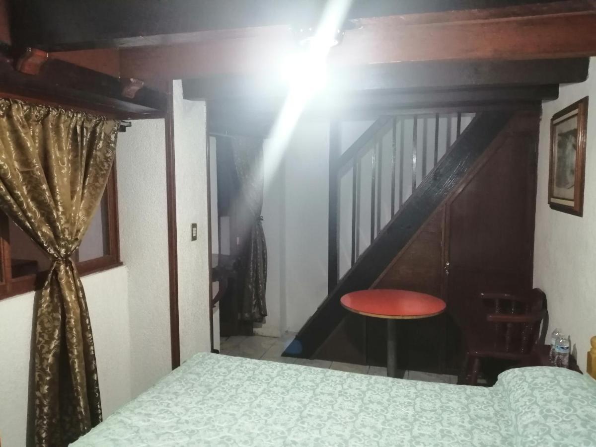 Hotel Jardín Mineral de Angangueo Buitenkant foto