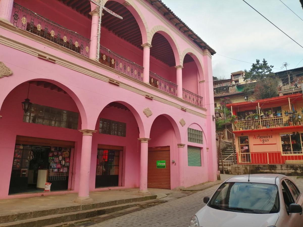 Hotel Jardín Mineral de Angangueo Buitenkant foto